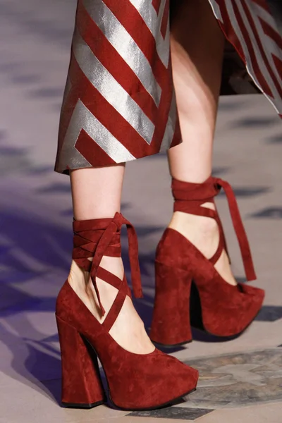 Look 73